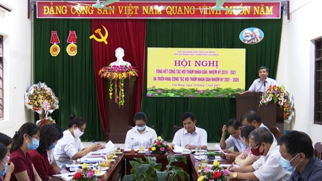 Đ/c Hoàng Văn Lưu, Phó Chủ tịch HĐND thành phố dự hội nghị triển khai công tác hội thẩm nhân dân nhiệm kỳ 2021 - 2026