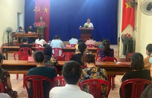 Đ/c Tô Vũ Ninh, Phó Bí thư Thường trực Thành ủy dự sinh hoạt chi bộ thường kỳ tại tổ 5, phường Hợp Giang