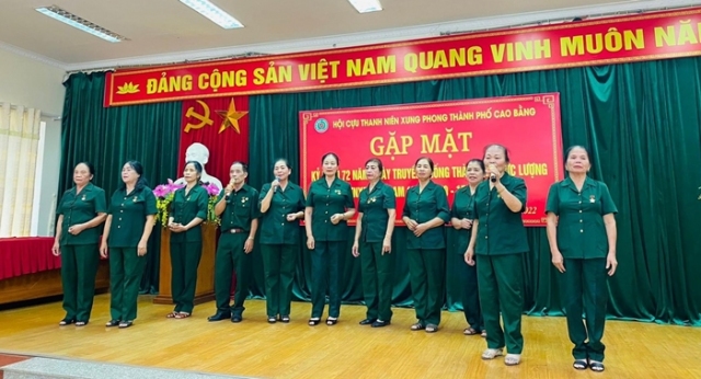 Gặp mặt kỷ niệm 72 năm Ngày truyền thống lực lượng thanh niên xung phong Việt Nam