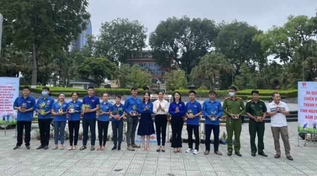 Thành đoàn Cao Bằng tổ chức ra quân Chiến dịch Thanh niên tình nguyện Hè  chủ đề “Sống xanh – Hạn chế rác thải nhựa”