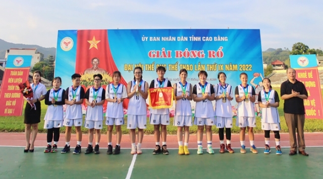 Đội Bóng rổ Nam và Nữ thành phố Cao Bằng đều đoạt Huy chương vàng Giải bóng rổ Đại hội Thể dục, thể thao tỉnh lần thứ IX năm 2022