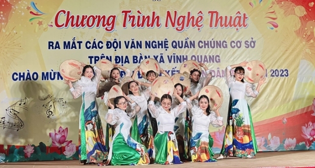 Xã Vĩnh Quang ra mắt các đội văn nghệ quần chúng cơ sở