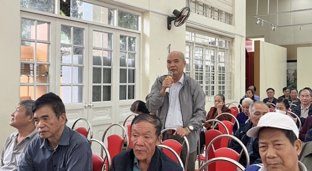 Đại biểu HĐND thành phố tiếp xúc cử tri phường Hợp Giang